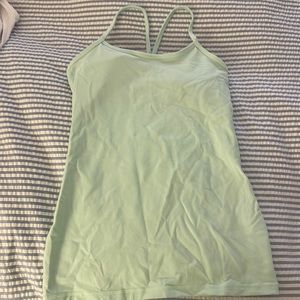 Lululemon bra tank. Includes cups